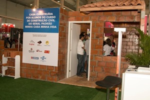 Casa cerâmica é construída para Feira do Empreendedor em AL