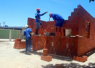 Sindicercon-SP negocia uso de cerâmica com CDHU