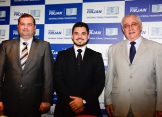 Natel Moraes é empossado presidente da Anicer