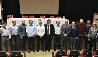 Ceramistas participam de Encontro de Engenharia
