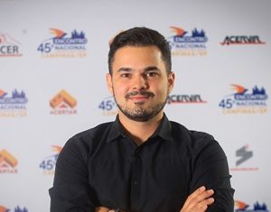 Vice-presidente da Anicer marca presença na Tecnargilla 2016