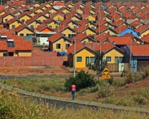 SCA SÃO PAULO 18/08/2016 - ECONOMIA ESPECIAL DOMINICAL - MINHA CASA MINHA VIDA - Falhas na construção das casas do Programa Minha Casa Minha Vida no bairro Planalto Verde em São Carlos.FOTO SERGIO CASTRO/ESTADÃO.