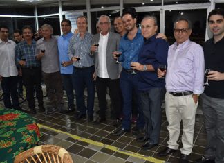 Sindicer/PI reúne associados para confraternização