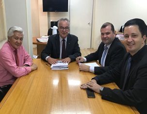 Presidente da Anicer se reúne com parceiros em Brasília