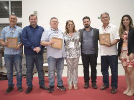 Prêmio João de Barro encerra Encontro 47