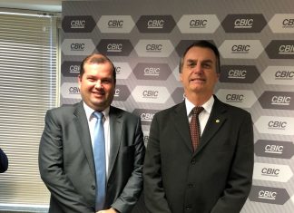 Presidente da Anicer participa de encontro com Bolsonaro