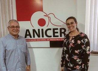 Consultora do programa É de Casa visita a Anicer