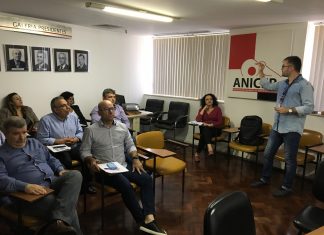 EGT discute questões técnicas com agentes da construção civil