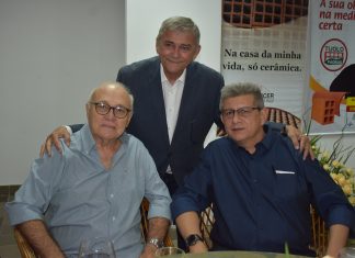Presidente da FIEPI, Zé Filho, prestigia confraternização do Sindicer/PI