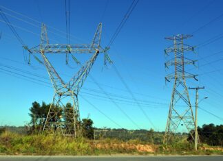 Conselho de Infraestrutura da CNI defende redução de encargos na conta de energia