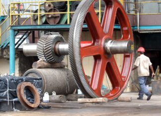 Setor de máquinas e equipamentos cresce 18% em fevereiro